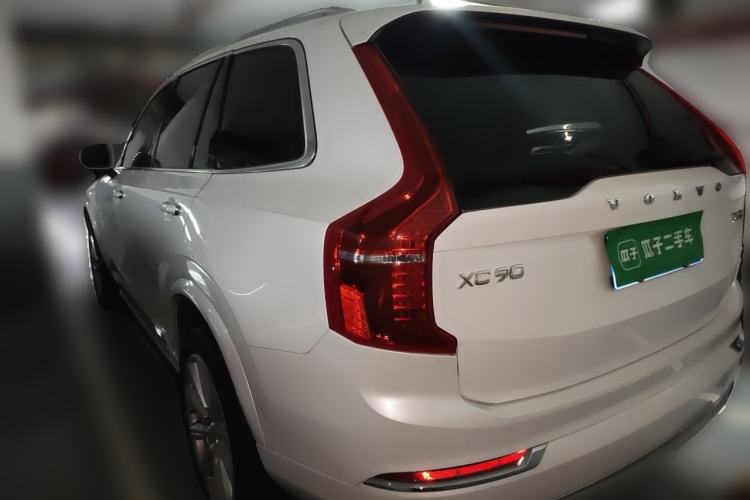 Used Volvo XC90 2018 T6 Prestige 7-Seater Rear Left 45 Deg