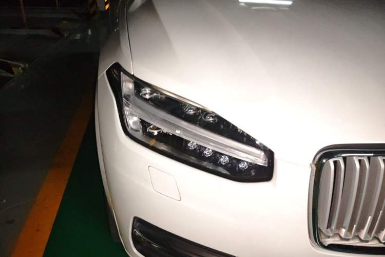 Used Volvo XC90 2018 T6 Zhiya Edition 7-seater Right Front Headlight