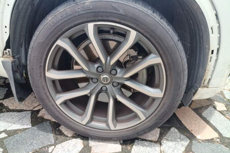 Used Volvo XC90 2018 T6 Zhiya Edition 7-seater Right Front Wheel Hub