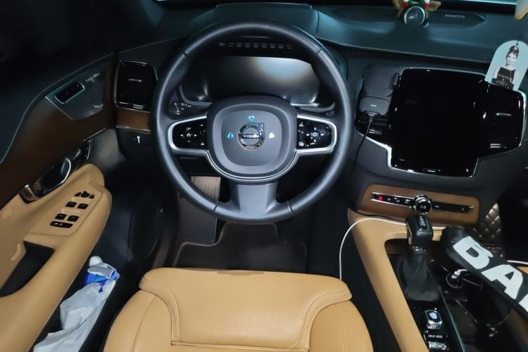 Used Volvo XC90 2018 T6 Prestige 7-Seater Steering Wheel