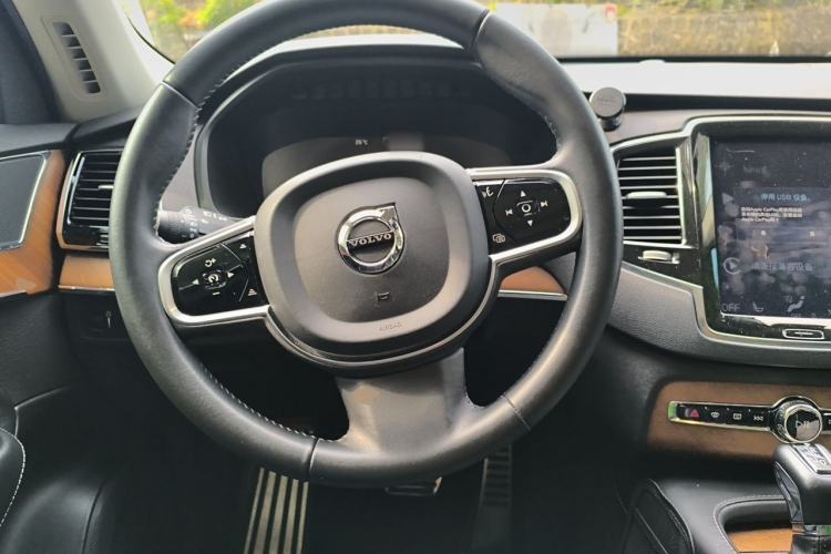 Used Volvo XC90 2018 T6 Zhiya Edition 7-seater Steering Wheel