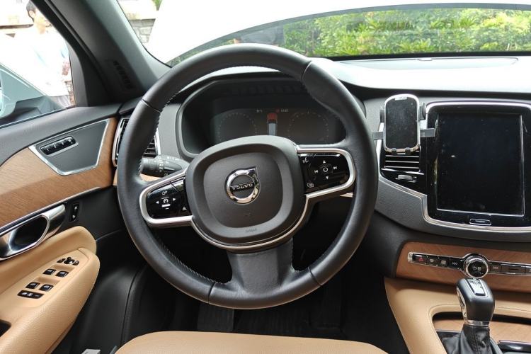 Used Volvo XC90 2018 T6 Zhiya Edition 7-seater Steering Wheel