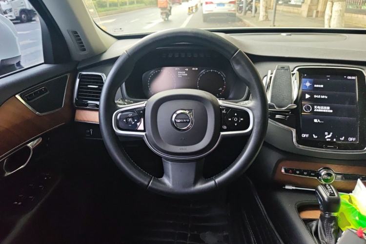 Used Volvo XC90 2018 T6 Zhiyi Edition 7-Seater Steering Wheel
