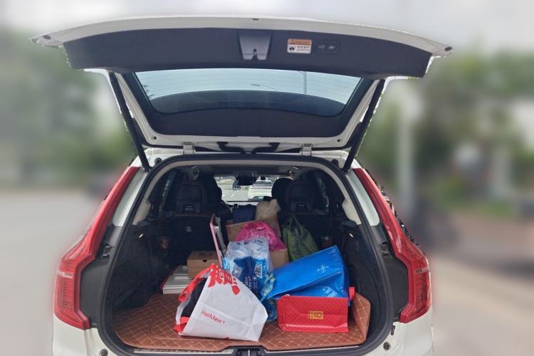 Used Volvo XC90 2018 T6 Zhiyi Edition 7-Seater Trunk