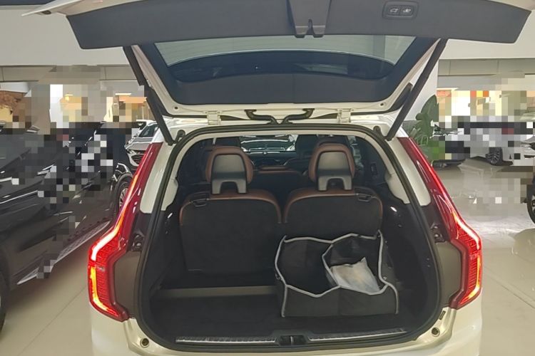 Used Volvo XC90 2018 T6 Zhiya Edition 7-seater Trunk