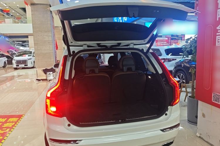 Used Volvo XC90 2018 T6 Zhiya Edition 7-seater Trunk