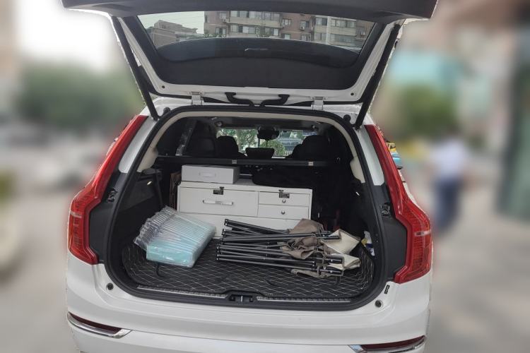 Used Volvo XC90 2018 T6 Prestige 7-Seater Trunk