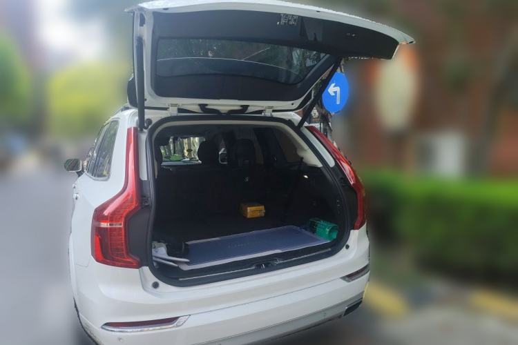 Used Volvo XC90 2018 T6 Zhiya Edition 7-seater Trunk