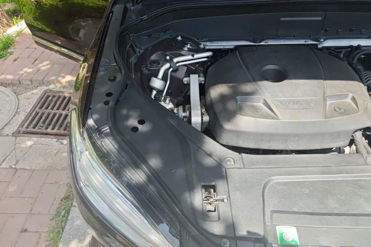 Used Volvo XC90 2018 T6 Zhiya Edition 7-seater Engine Bay Right