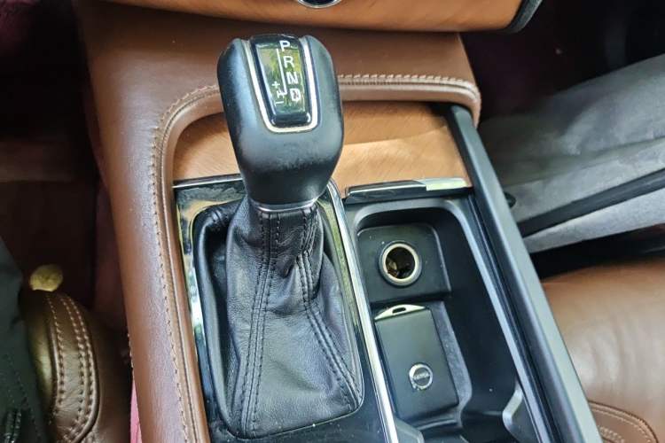 Used Volvo XC90 2018 T6 Zhiya Edition 7-seater Gear Lever