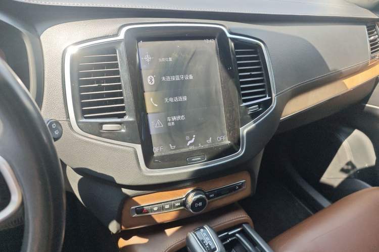 Used Volvo XC90 2019 T6 Luxury Edition 7-seater China V Standard Audio And AC Panel
