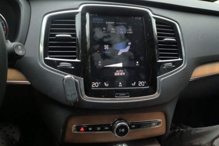 Used Volvo XC90 2019 T6 Zhiyi Edition 7-Seater China V Emission Standard Audio And AC Panel