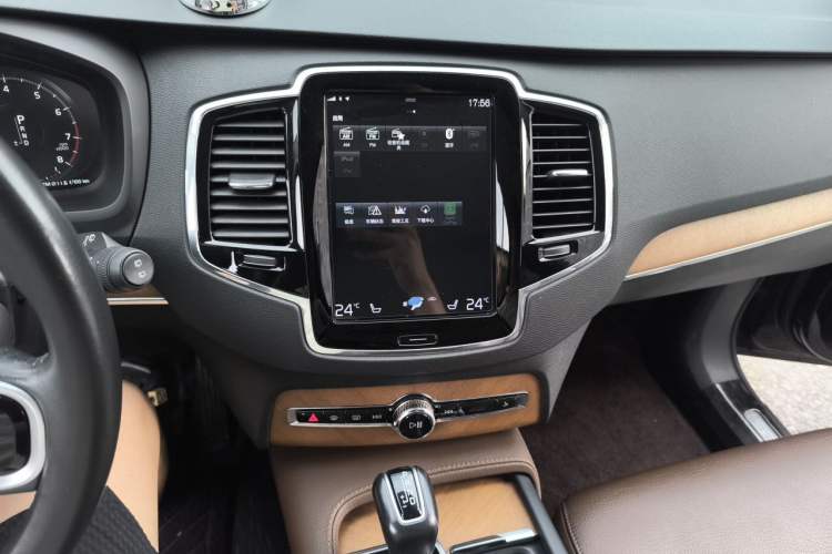 Used Volvo XC90 2019 T6 Zhiyi Edition 7-Seater China V Emission Standard Audio And AC Panel