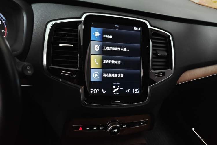 Used Volvo XC90 2019 T6 Zhiyi Edition 7-Seater China VI Standard Audio And AC Panel