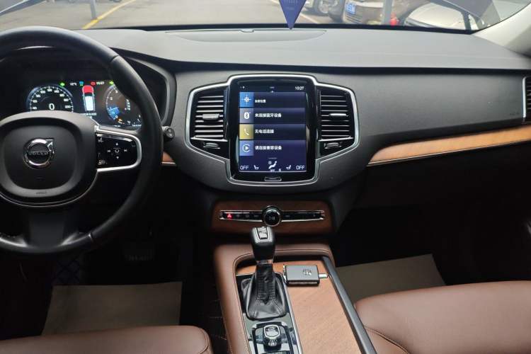Used Volvo XC90 2019 T6 Zhiyi Edition 7-Seater China V Emission Standard Audio And AC Panel