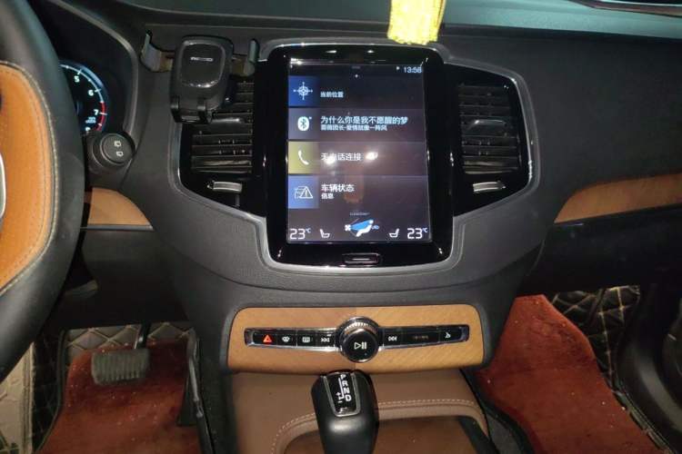Used Volvo XC90 2019 T6 Zhiyi Edition 7-Seater China V Emission Standard Audio And AC Panel