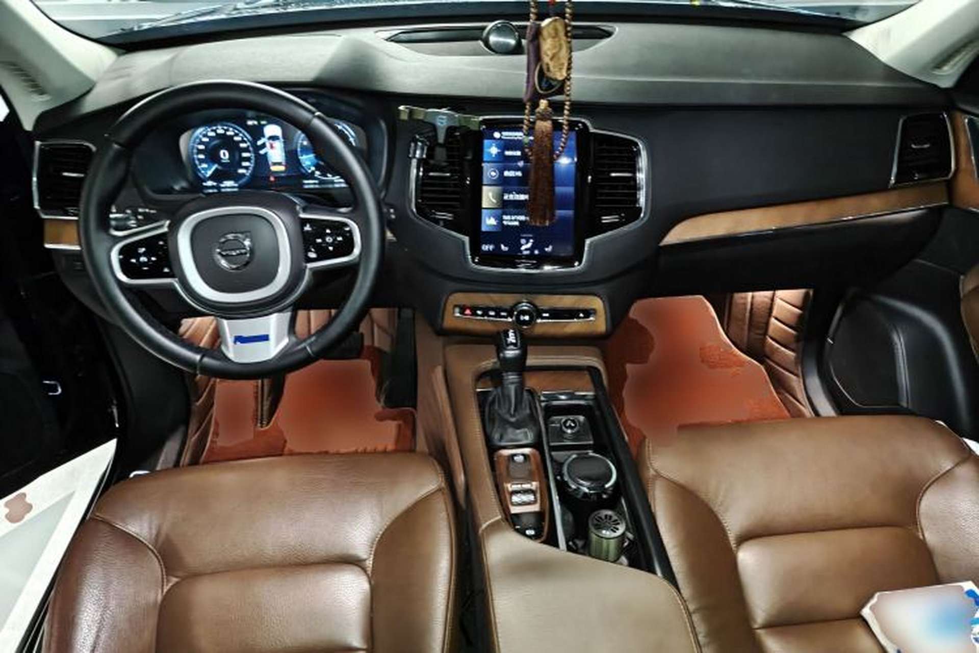Used Volvo XC90 2019 T6 Zhiyi Edition 7-Seater China V Emission Standard Center Console
