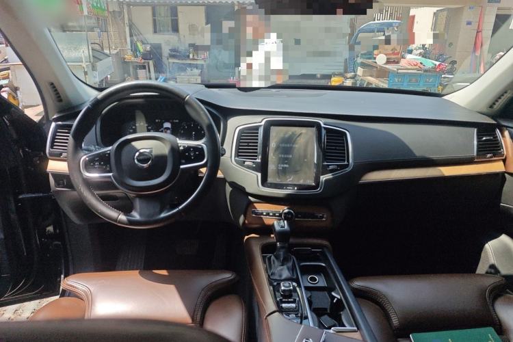 Used Volvo XC90 2019 T6 Luxury Edition 7-seater China V Standard Center Console