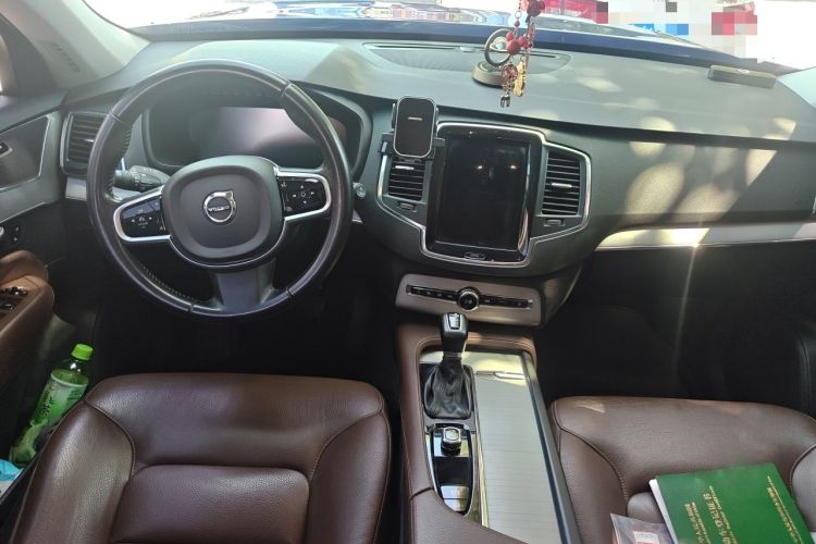 Used Volvo XC90 2019 T5 Zhiyi Edition 7-Seater China VI Center Console