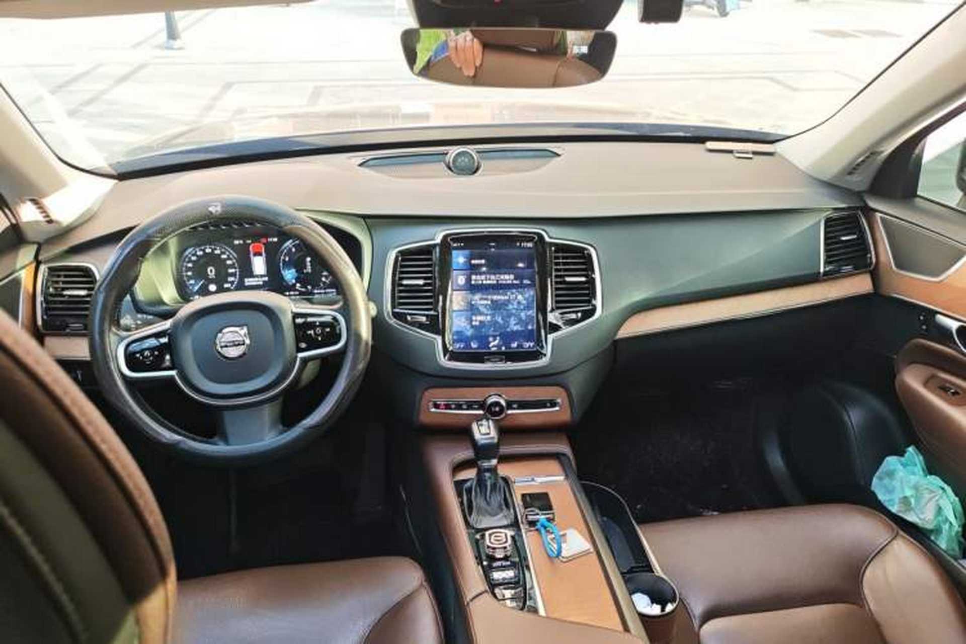 Used Volvo XC90 2019 T6 Zhiyi Edition 7-Seater China V Emission Standard Center Console