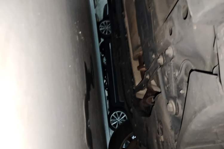 Used Volvo XC90 2019 T6 Zhiyi Edition 7-Seater China V Emission Standard Chassis Front Right