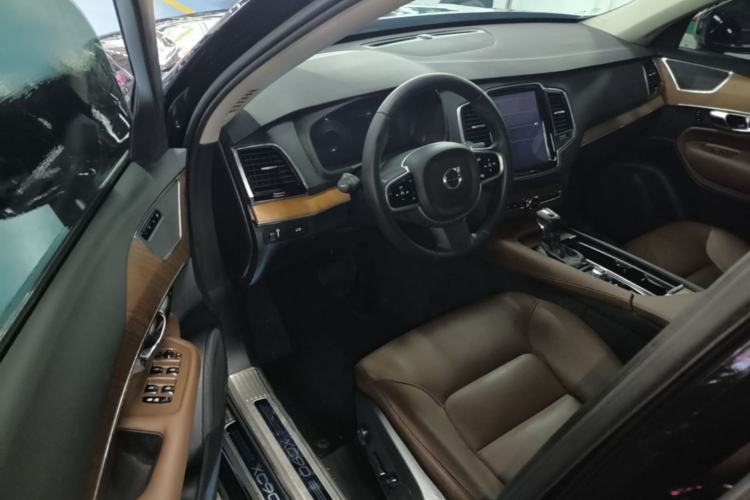 Used Volvo XC90 2019 T6 Zhiyi Edition 7-Seater China V Emission Standard Driver Seat