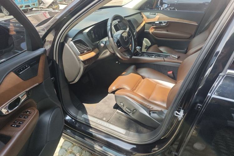 Used Volvo XC90 2019 T6 Luxury Edition 7-seater China V Standard Driver Seat