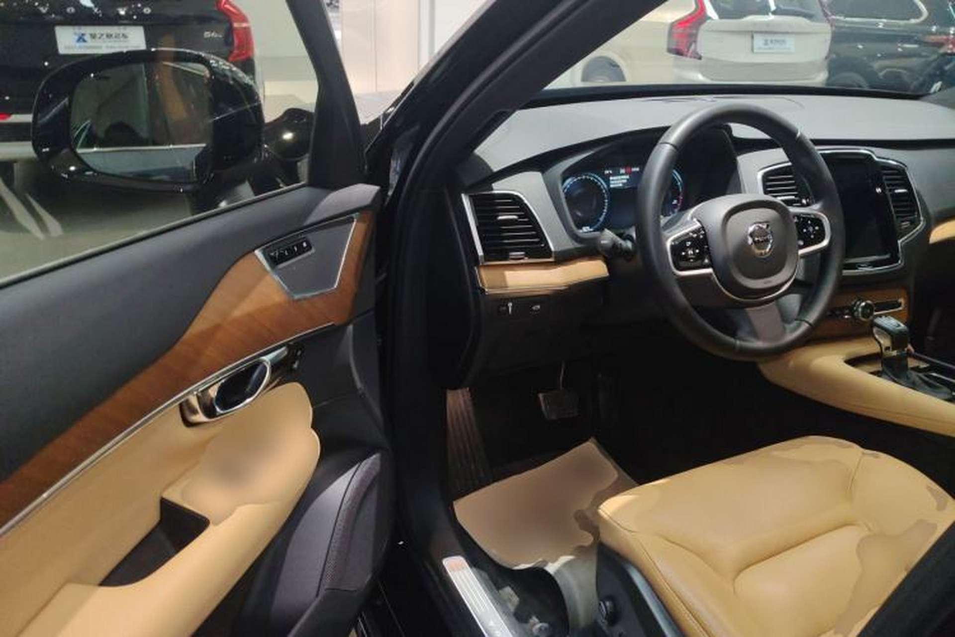 Used Volvo XC90 2019 T6 Zhiyi Edition 7-Seater China VI Standard Driver Seat