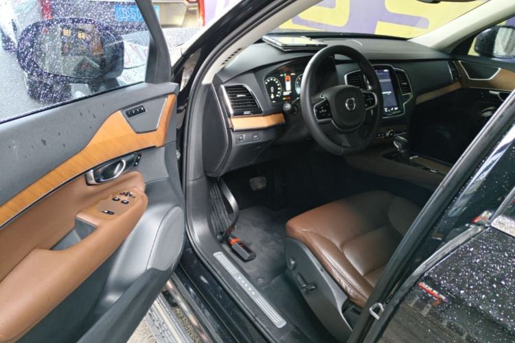 Used Volvo XC90 2019 T6 Zhiyi Edition 7-Seater China VI Standard Driver Seat
