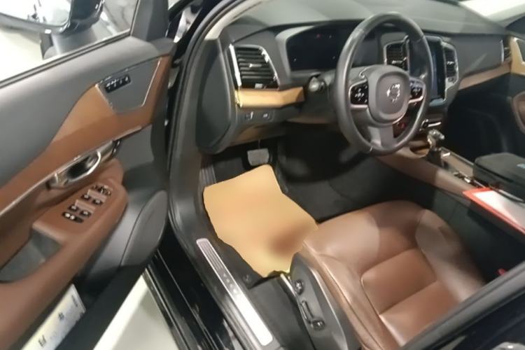 Used Volvo XC90 2019 T6 Zhiyi Edition 7-Seater China V Emission Standard Driver Seat