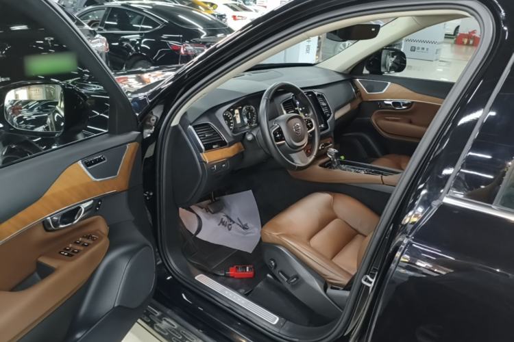 Used Volvo XC90 2019 T6 Zhiyi Edition 7-Seater China VI Standard Driver Seat
