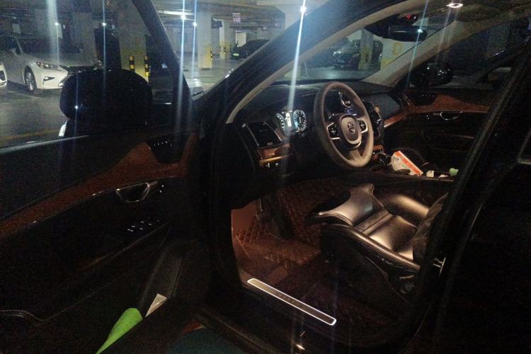 Used Volvo XC90 2019 T6 Zhiya Edition 7-Seater China VI Standard Driver Seat