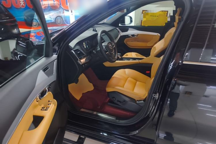 Used Volvo XC90 2019 T5 Zhiyi Edition 5-Seater China VI Standard Driver Seat