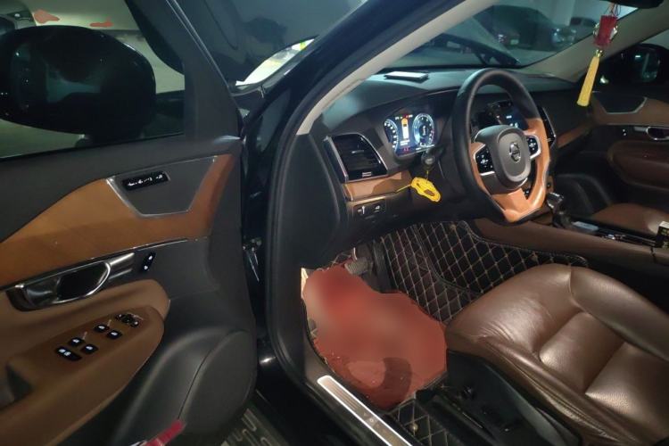 Used Volvo XC90 2019 T6 Zhiyi Edition 7-Seater China V Emission Standard Driver Seat