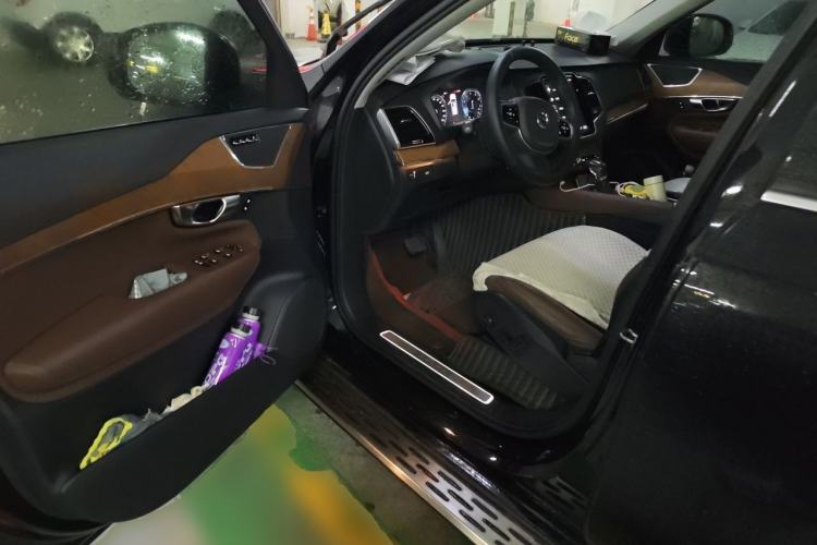 Used Volvo XC90 2019 T6 Zhiyi Edition 7-Seater China V Emission Standard Driver Seat