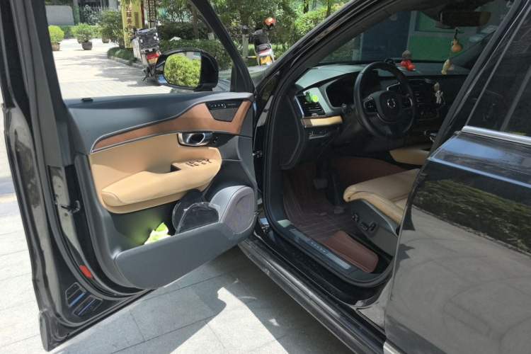 Used Volvo XC90 2019 T6 Luxury Edition 7-seater China V Standard Driver Seat