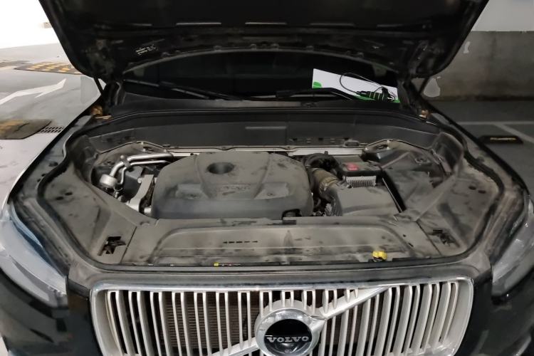 Used Volvo XC90 2019 T6 Zhiyi Edition 7-Seater China V Emission Standard Engine Bay