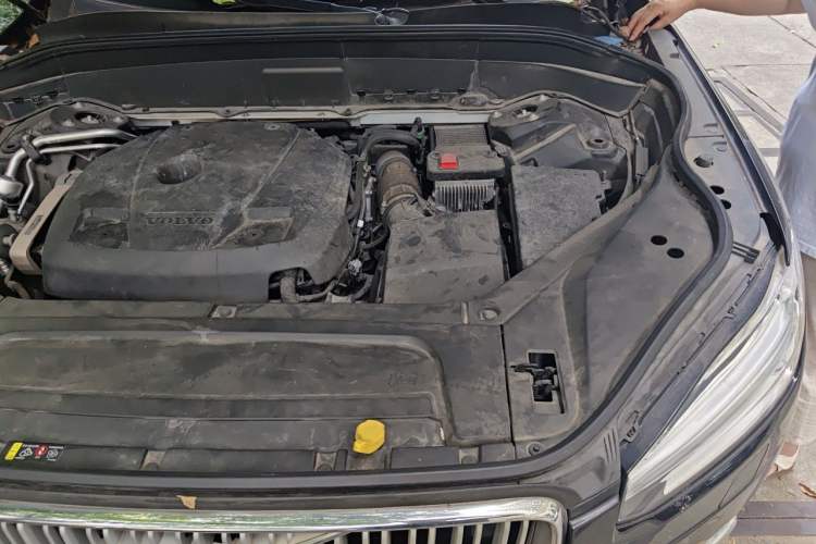 Used Volvo XC90 2019 T6 Luxury Edition 7-seater China V Standard Engine Bay Left