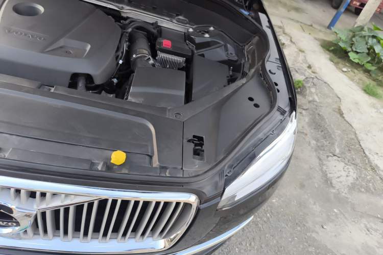 Used Volvo XC90 2019 T6 Zhiyi Edition 7-Seater China V Emission Standard Engine Bay Left