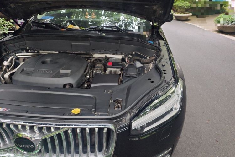 Used Volvo XC90 2019 T6 Zhiya Edition 7-Seater China VI Standard Engine Bay Left