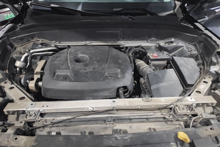 Used Volvo XC90 2019 T5 Zhiyi Edition 7-Seater China V Emission Standard Engine Bay