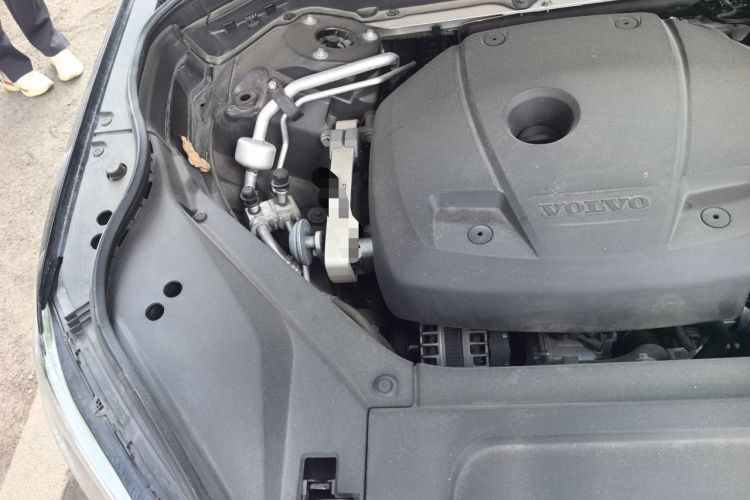 Used Volvo XC90 2019 T6 Zhiyi Edition 7-Seater China V Emission Standard Engine Bay Right