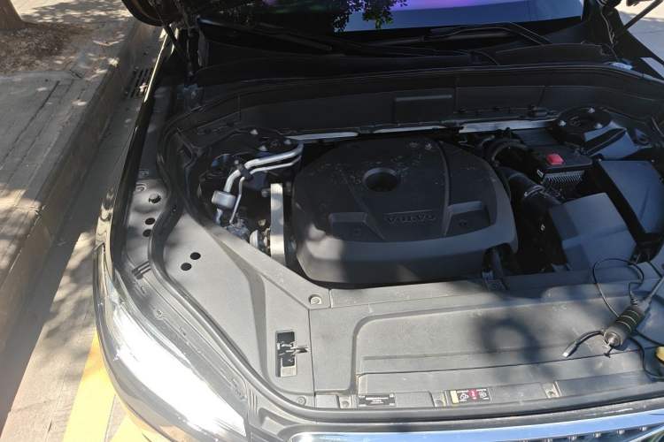 Used Volvo XC90 2019 T5 Zhiyi Edition 7-Seater China VI Engine Bay Right