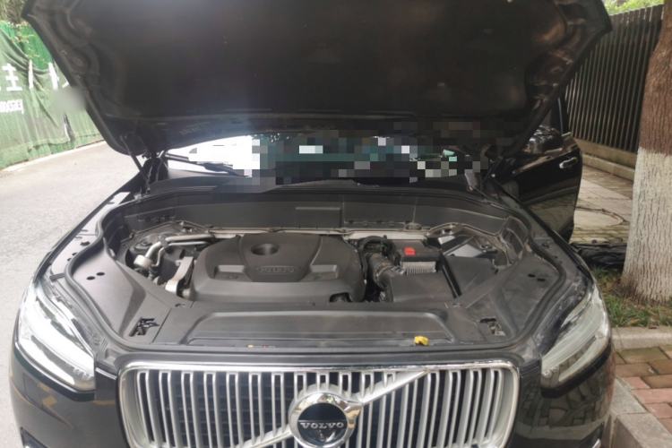 Used Volvo XC90 2019 T6 ZhiZun Edition 7-Seater China V Standard Engine Bay