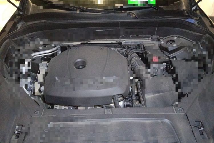 Used Volvo XC90 2019 T6 Zhiyi Edition 7-Seater China VI Standard Engine Bay