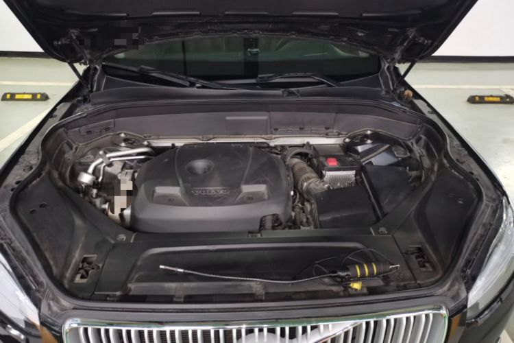 Used Volvo XC90 2019 T6 Zhiyi Edition 7-Seater China V Emission Standard Engine Bay