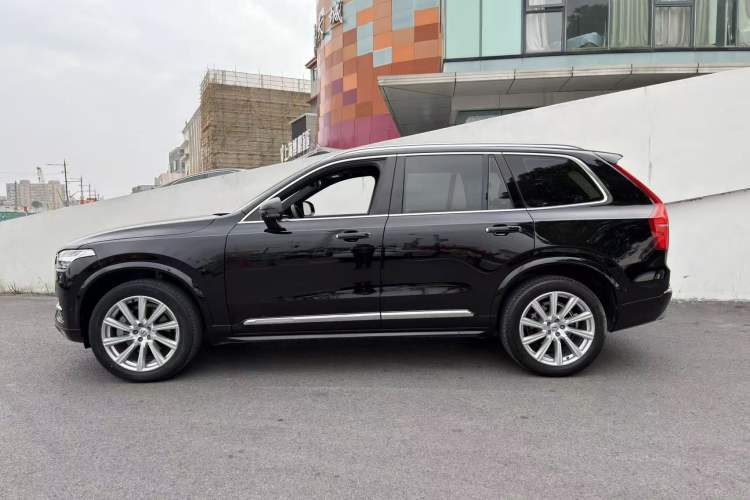 Used Volvo XC90 2019 T6 Zhiya Edition 7-Seater China VI Standard Exterior 2