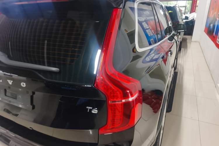 Used Volvo XC90 2019 T5 Zhiyi Edition 5-Seater China VI Standard Exterior 3