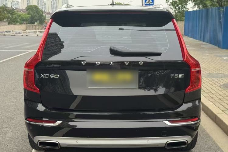 Used Volvo XC90 2019 T5 Zhiyi Edition 5-Seater China VI Standard Exterior 4
