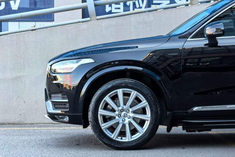Used Volvo XC90 2019 T6 Zhiyi Edition 7-Seater China VI Standard Exterior 5